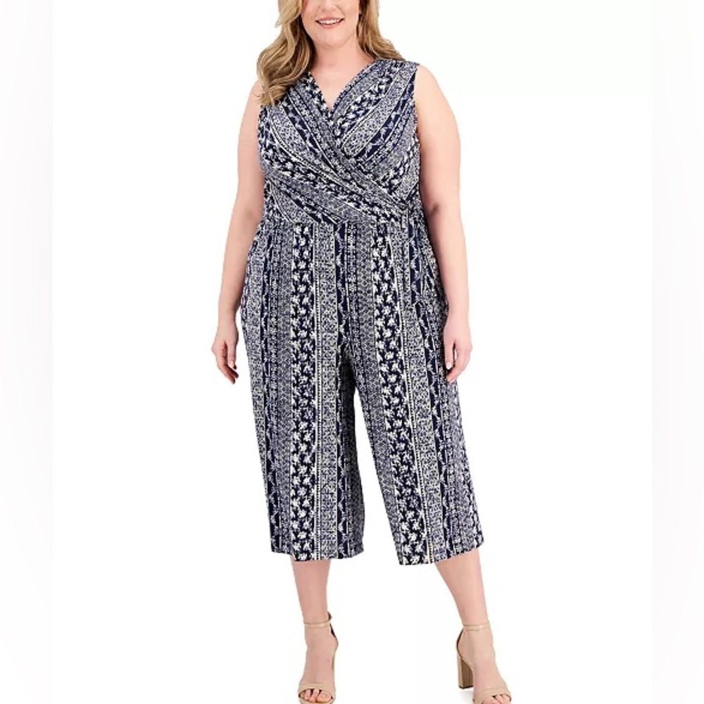 NWT Connected Apparel Plus Size Surplice Sleeveless Cropped Jumpsuit Size 24W